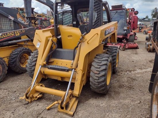 John Deere 270 Series II Skid Loader (QEA 4921)