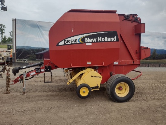 04 New Holland BR740 Round Baler^BOX^ (QEA 7402)