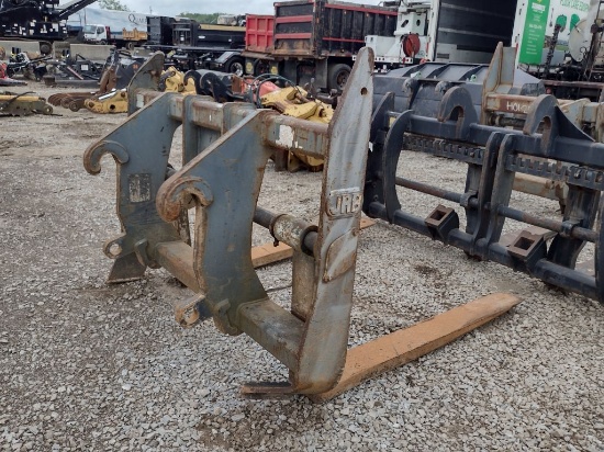 JRB Forks for John Deere 744 Wheel Loader (QEA 7575)