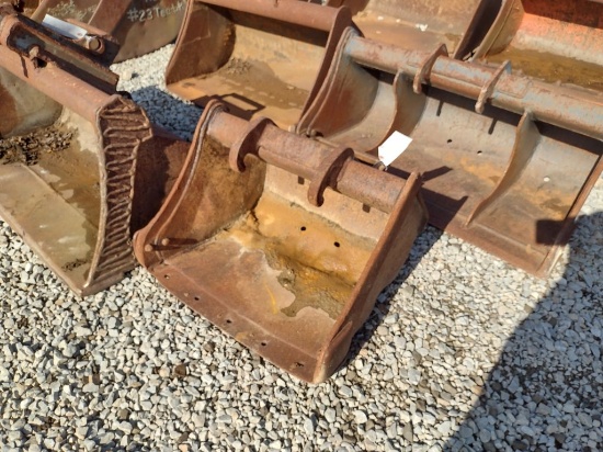 24 inch Bobcat Bucket (QEA 7724)