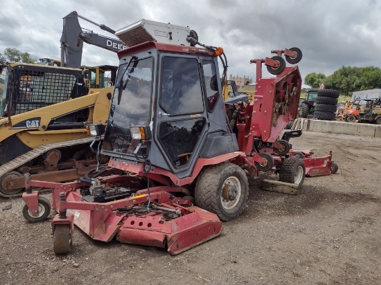 03 Toro 580D Mower Tractor (QEA 7976)
