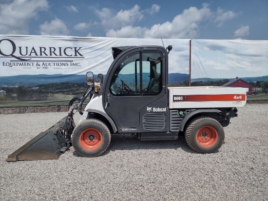 21 Bobcat 5600 Toolcat (QEA 7703)