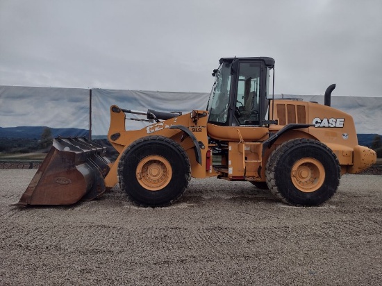 12 Case 821F Wheel Loader (QEA 8367)