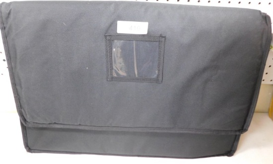 LARGE INSULATED BLACK BAG