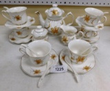 21 PIECE LUNCHEON TEA SET