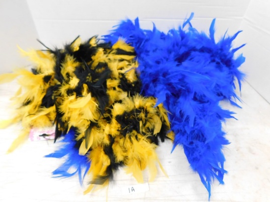 LOT OF 2 6 1/2 FT FEATHER BOA'S