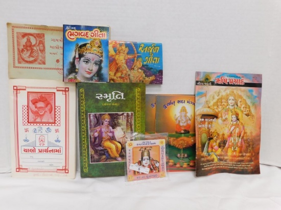 LOT OF SMALL INDIAN RELIGION BOOKS