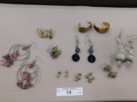 14 LOT OF 10 PIERCED EARRINGS