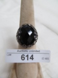 STERLING SILVER AND ONYX RING SIZE 8.5