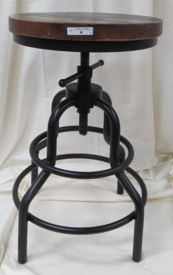 INDUSTRIAL ADJUSTABLE STOOL (25" TALL DOWN TO 21")