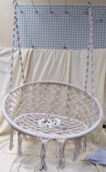 MACRAMÉ SWING WITH LED LIGHT SET INCLUDED