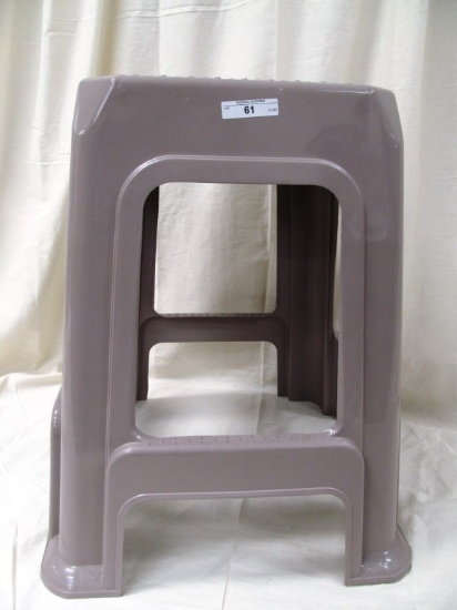 UTILITY STOOL 19" TALL