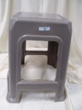 UTILITY STOOL 19
