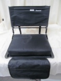 SHEENIVE FOLDABLE STADIUM SEAT WITH SHOULDER STRAP