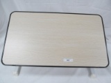 ADJUSTABLE LAPTOP STAND