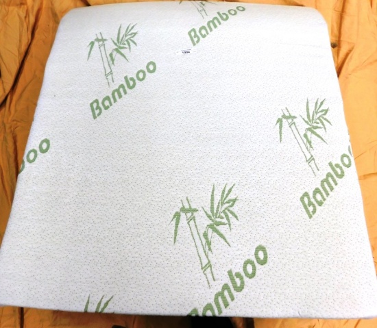 BAMBOO WEDGE 25.5" X 24" X 12"