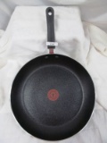 T-FAL FRYING PAN 12.5