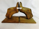 1960 ANTIQUE VULCAN COBBLER WOOD SHOE/FOOT FORM BOOKENDS