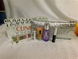 NEW IN BOX CLINIQUE INSTANT PRETTY (SEE PICTURES FOR CONTENTS)