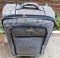 LONDON FOG PULLMAN EXPANDABLE SUITCASE