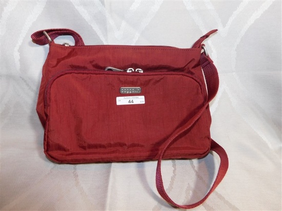 BAGGALLINI CROSSBODY BAG