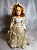 VINTAGE BRIDE DOLL - 1940'S COMPOSITE DOLL - HAS STARTED CRACKING - 18