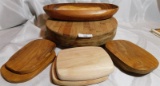 8 PIECE WOOD LOT - TABLE TOP BUTCHER BLOCK - CUTTING STAND - OVAL WOOD BOWL - 6 WOOD WINE BLOCK