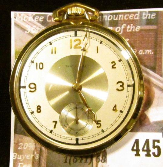 Waltham 217 pocket watch, 17 jewels, Runs, keeps time. Estimated production date 1937. Attractive Ar