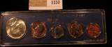 1150 _ 1966 U.S. Special Mint Set in original hard plastic case.