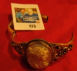 Antique Shell Gold-Filled Women's Bracelet with an outstanding Shell Cameo, hand-carved with a Roman