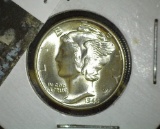 1945 D Mercury Dime with nearly full split bands.