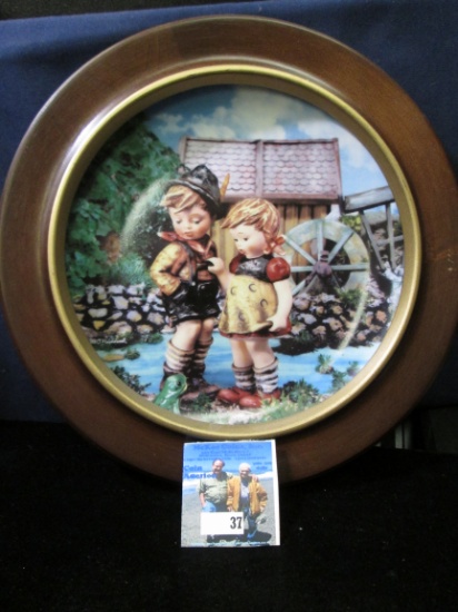 M.J. Hummel Plate "Hello Down There" from the Plate Collection "Little Companions" Plate No. T2335,