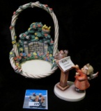 Two-piece Hummel Set, Figurine and base. HUM 169 (CE7) 