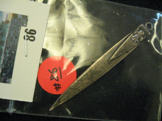 Antique sterling (marked STERLING 365, presumably a pattern or mold number) fleur-de-lis bookmark, h