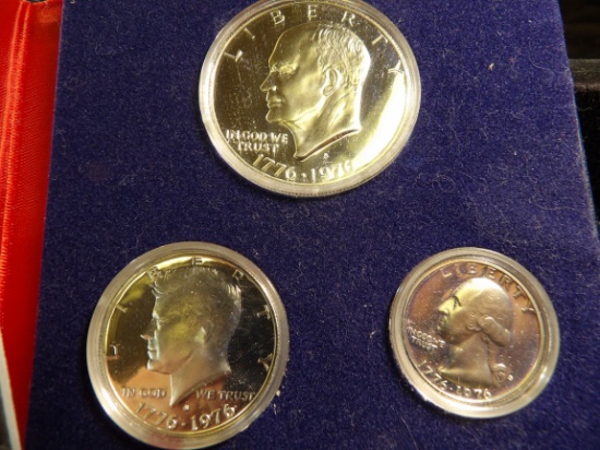 1776-1976 S U.S. Silver Bicentennial Proof Set with Silver Quarter, Half-Dollar, & Dollar in origina