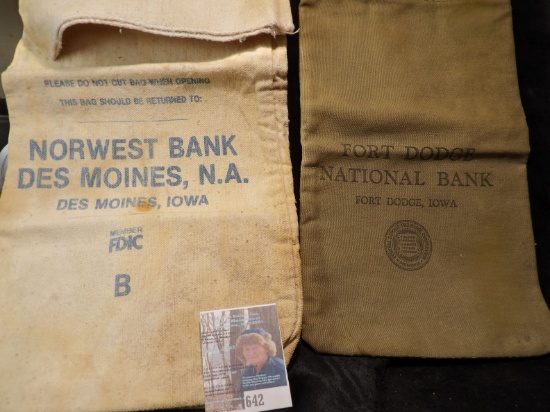 Pair of Canvas Money Bags "Norwest Bank Des Moines, N.A. Des Moines, Iowa" & "Fort Dodge National Ba