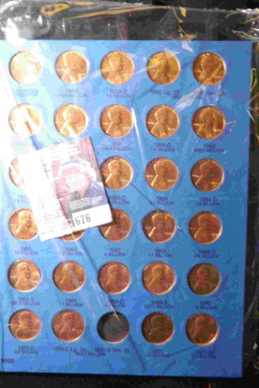 Pair of 1959 up Lincoln Cents in blue Whitman folders, both high grade.