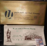 Pair of Zipper Bank Bags: 