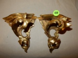 Pair of Italian carved Rococo Wood & Gesso Florentine gold gilt wall brackets or shelf display, cond