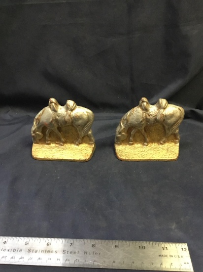 Vintage metal horse bookends one pair
