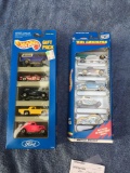 Two piece 1993 hot wheels five cars each gift packs