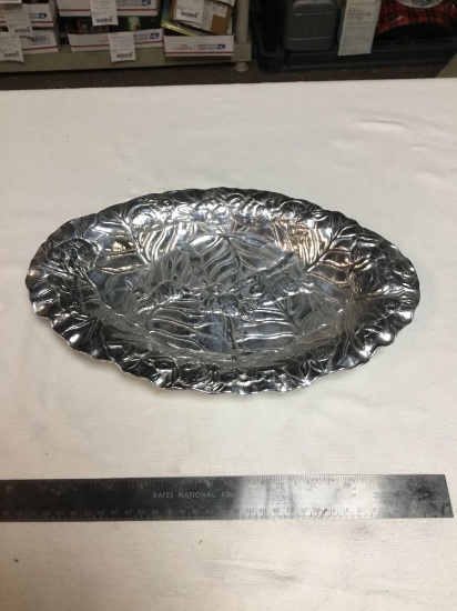 vintage Arthur court 1990 bunny rabbit shallow oval aluminum tray