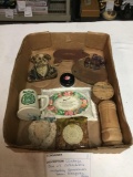 vintage box of collectibles including souvenirs from Niagara Falls