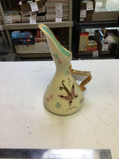vintage Hull butterfly vase with handle excellent condition