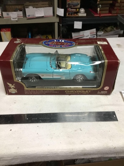 collectible diecast metal car Chevy Corvette 1957 inbox