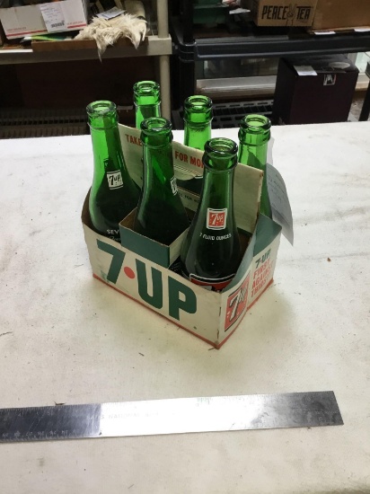 vintage, six piece glass, 7-Up, bottles, and cardboard holder