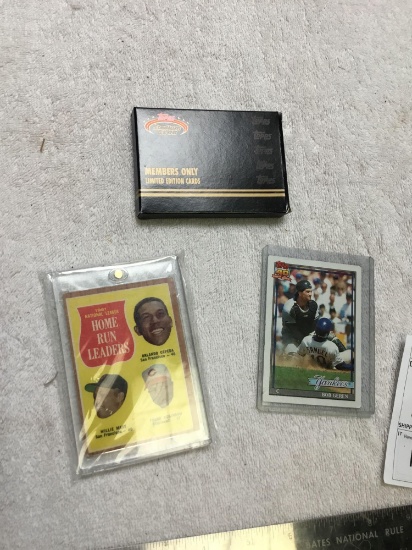 Vintage Topps stadium club set and  two baseball cards