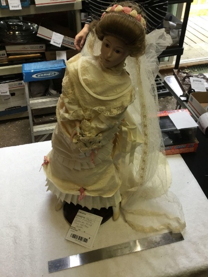 Franklin mint porcelain, Victorian bride doll with stand