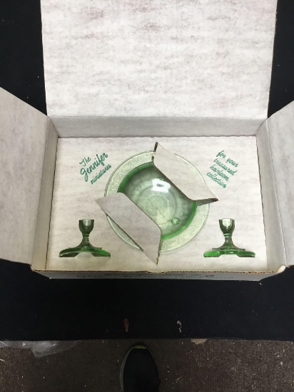 vintage MOSSER glass Jennifer set number six green Childs miniature set