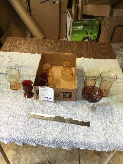 vintage 1930-40s miscellaneous box glassware